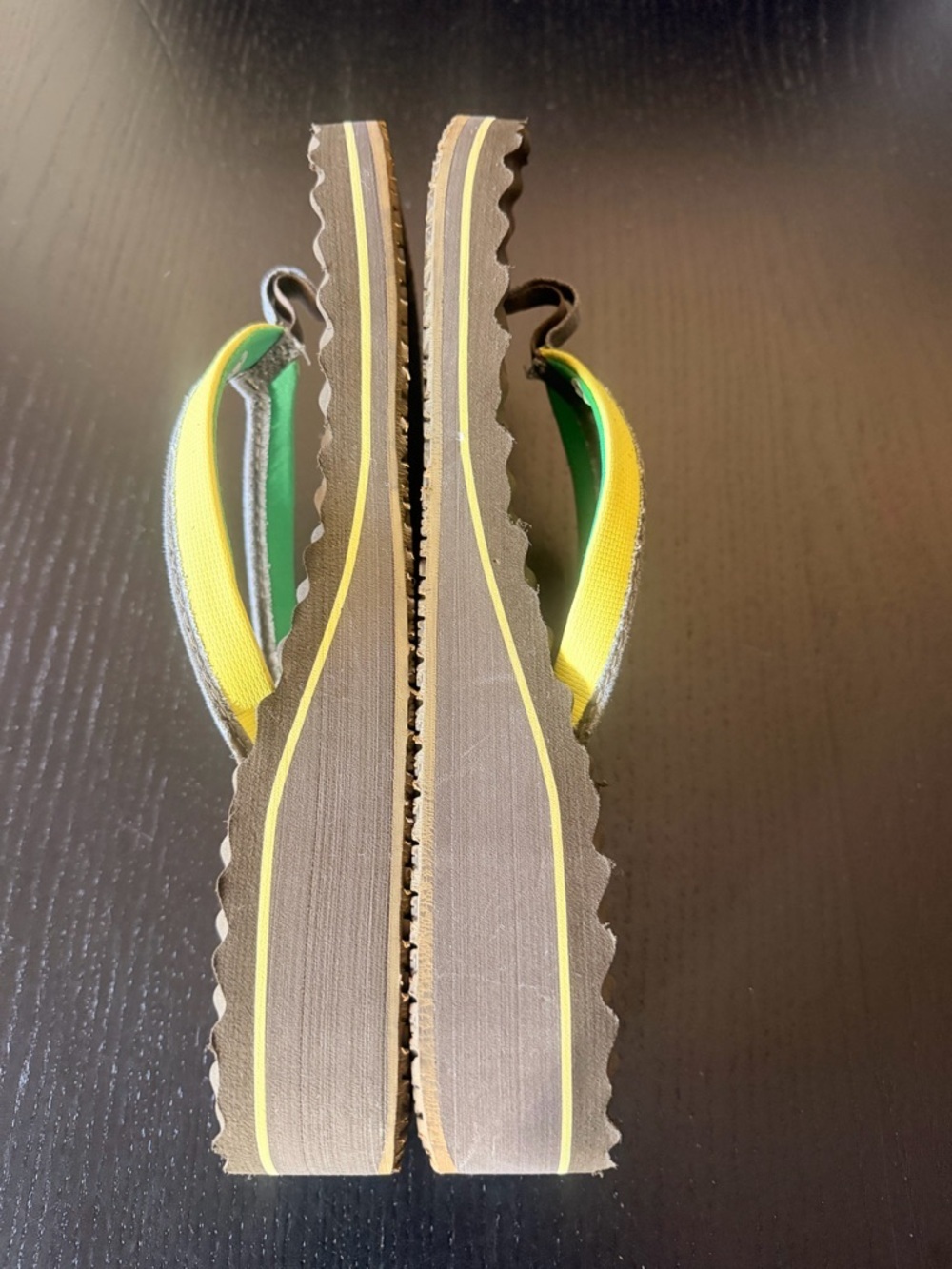 The North Face wedged yellow Strap Textured Foam Sandal size 10 - Picture 9 of 14